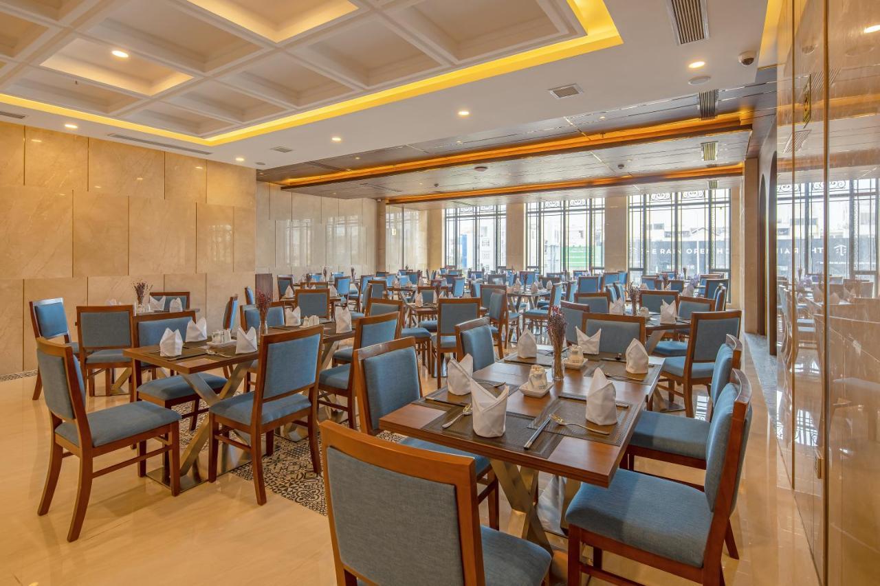 Gold Plaza Hotel Đà Nẵng Exterior foto